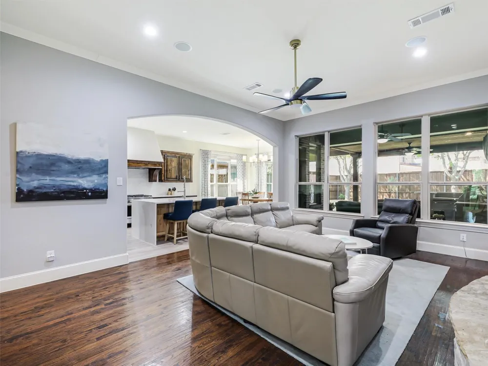 8841 Sutton Drive Frisco, TX 75035