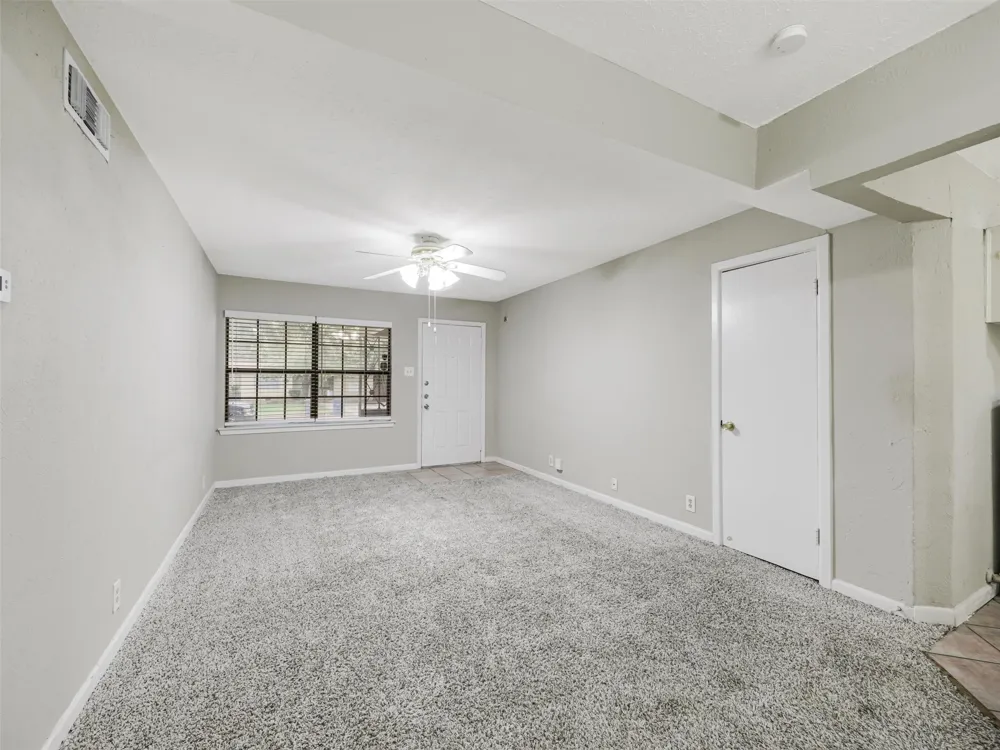 10747 SandAlwood Drive Dallas, TX 75228