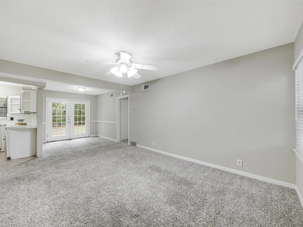 10747 SandAlwood Drive Dallas, TX 75228