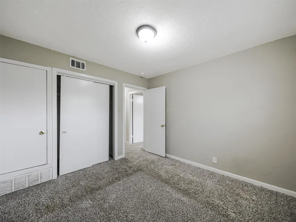 10747 SandAlwood Drive Dallas, TX 75228