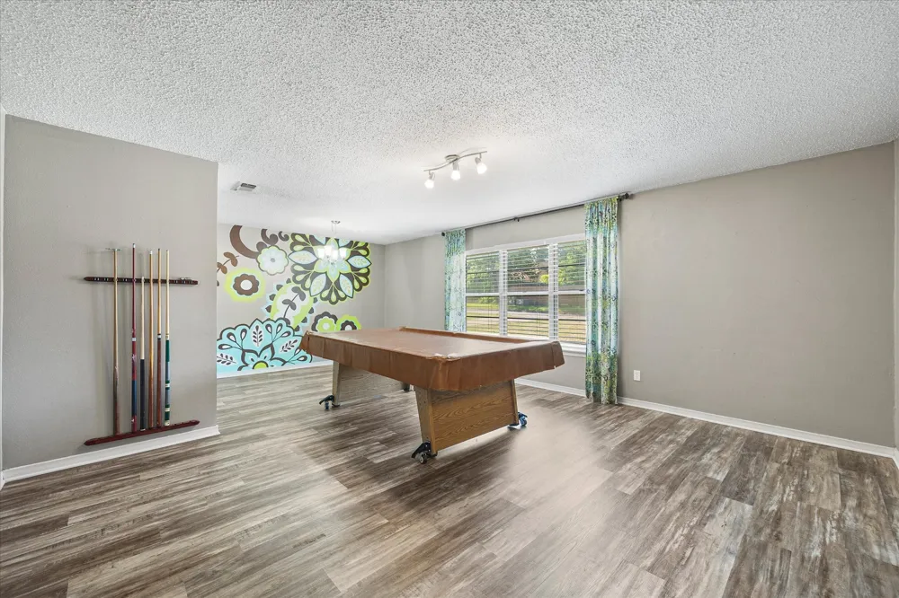 2308 Royal Lane Greenville, TX 75402