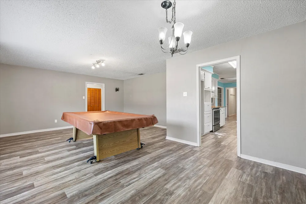 2308 Royal Lane Greenville, TX 75402