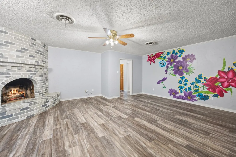 2308 Royal Lane Greenville, TX 75402