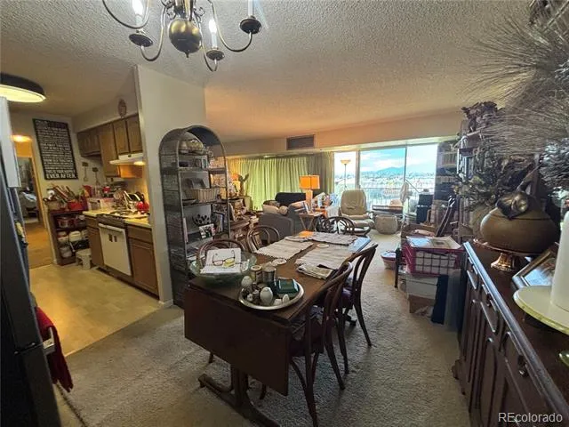 411 Lakewood Circle #B-813 Colorado Springs, CO 80910