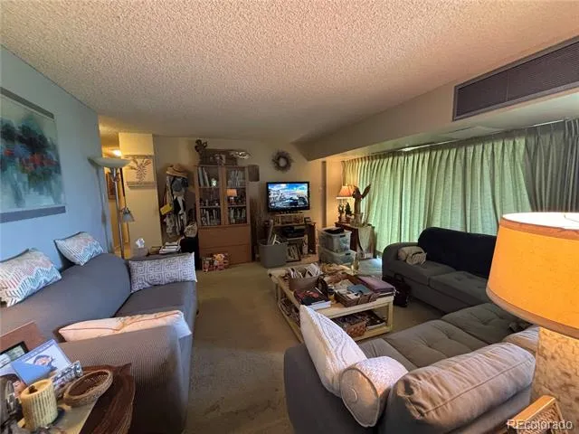 411 Lakewood Circle #B-813 Colorado Springs, CO 80910