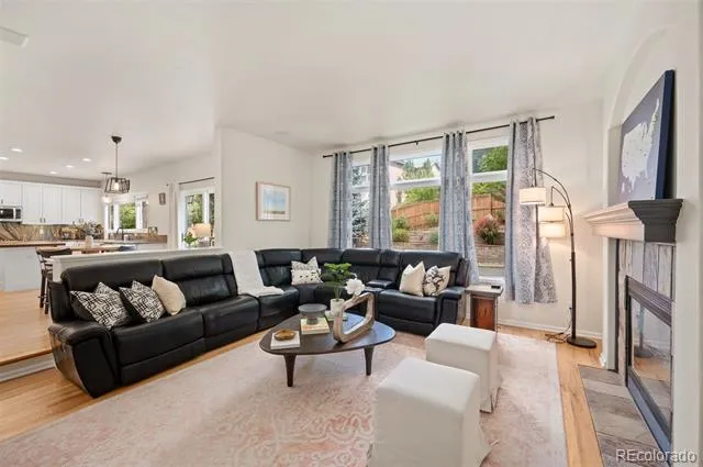 10182 Knoll Circle Littleton, CO 80130