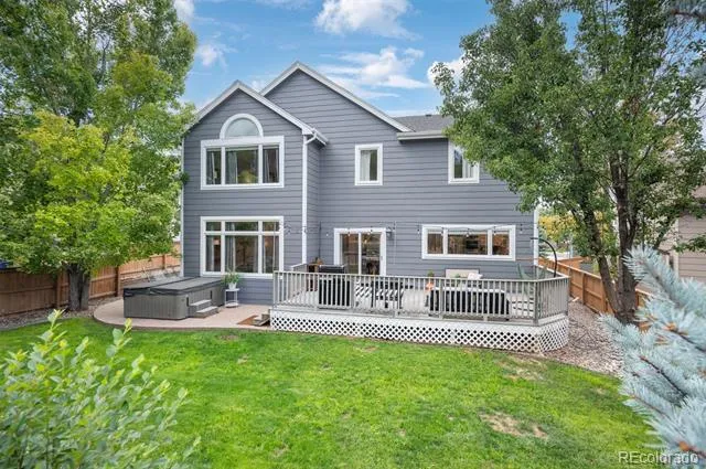 10182 Knoll Circle Littleton, CO 80130