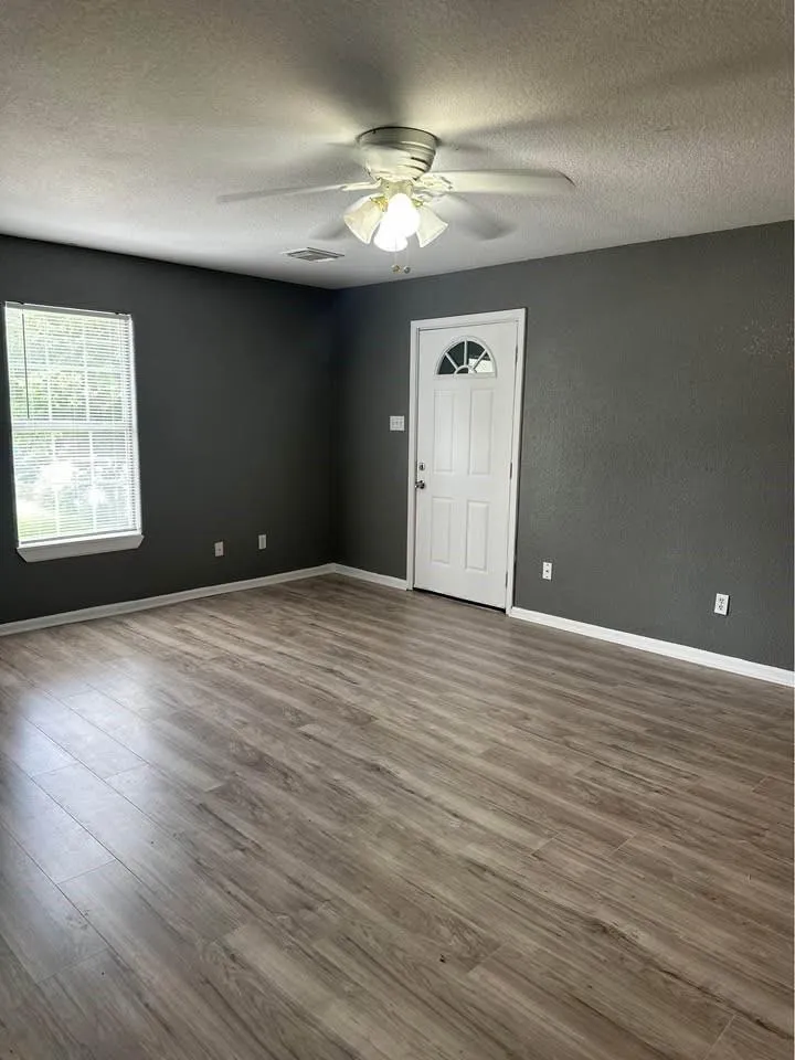 10428 Burden Street #B Houston, TX 77093