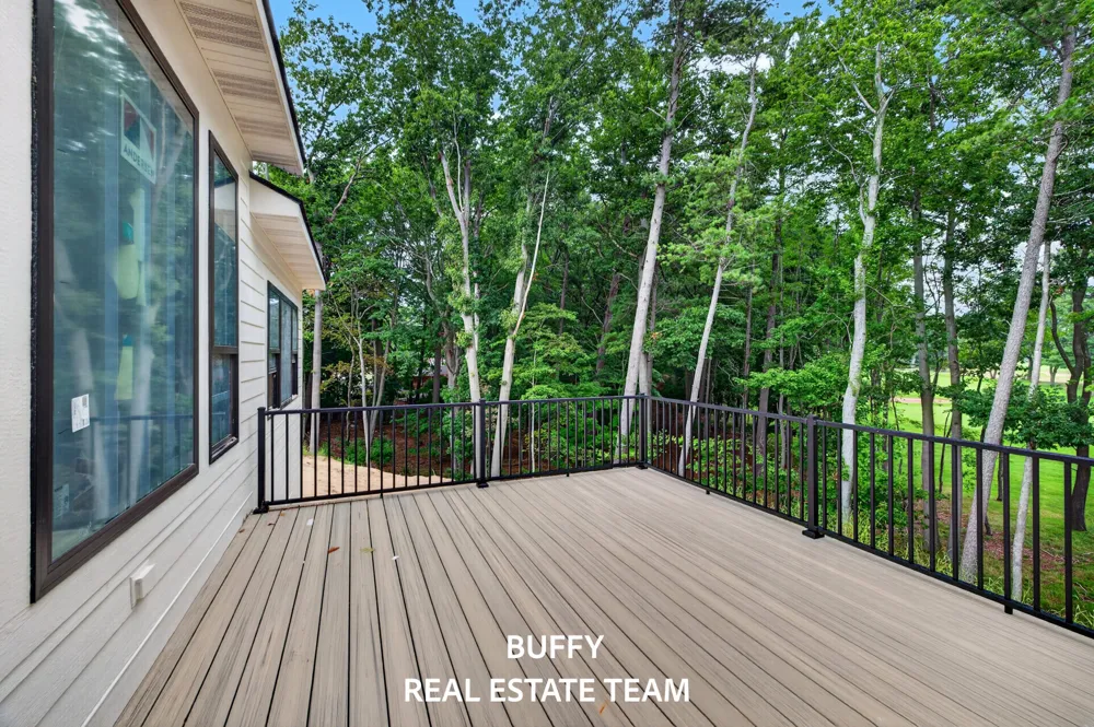 2926 Duneside Circle Muskegon, MI 49441