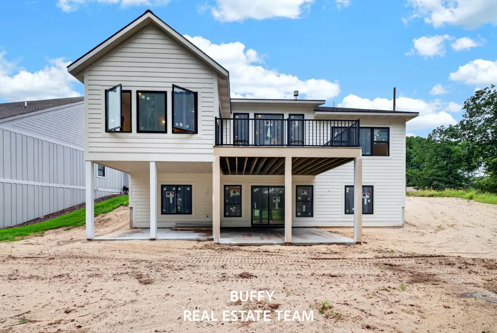 2926 Duneside Circle Muskegon, MI 49441