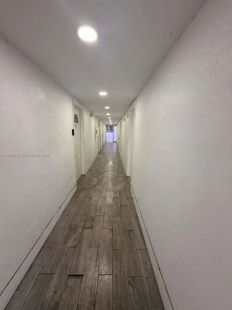 1255 W 53rd St #202 Hialeah, FL 33012