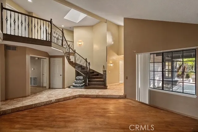 949 Fontes Walnut, CA 91789