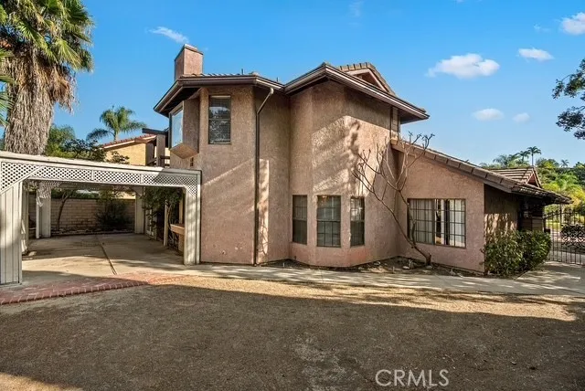 949 Fontes Walnut, CA 91789