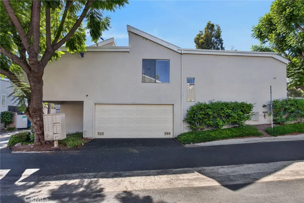 2917 Barrington Court Fullerton, CA 92831