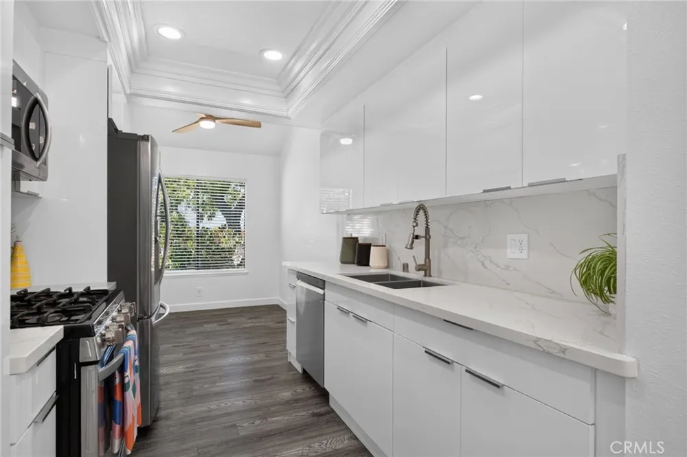 2917 Barrington Court Fullerton, CA 92831