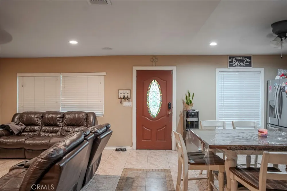 616 S Belden Rialto, CA 92376