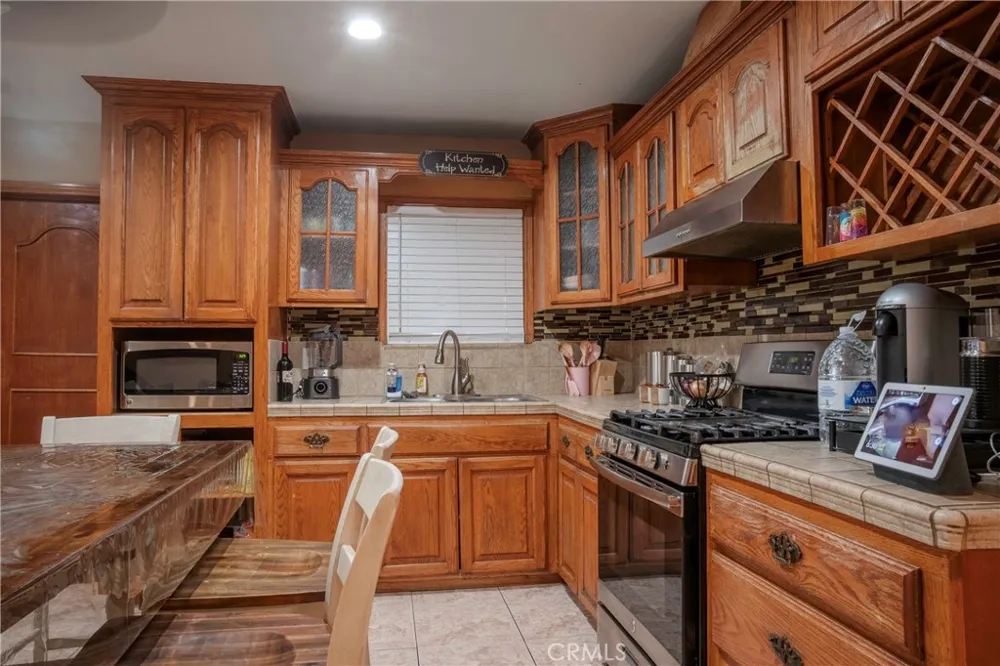 616 S Belden Rialto, CA 92376