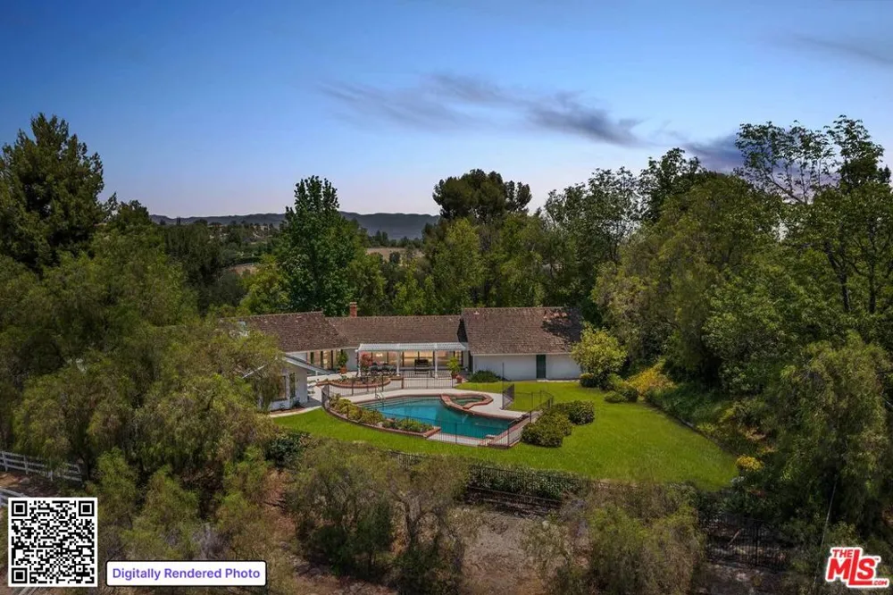 5860 Fitzpatrick Road Hidden Hills, CA 91302