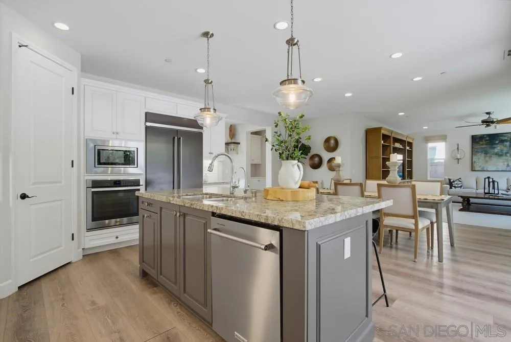 15904 Wilkes San Diego, CA 92127
