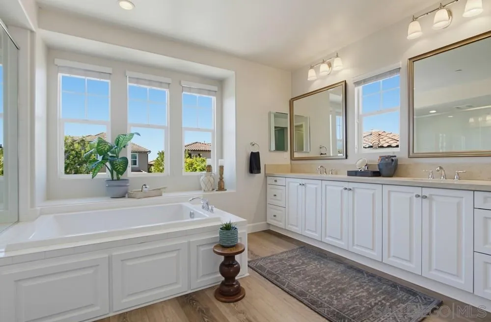 15904 Wilkes San Diego, CA 92127