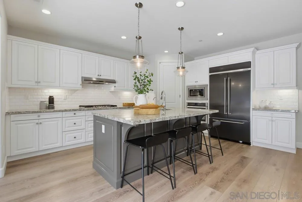 15904 Wilkes San Diego, CA 92127