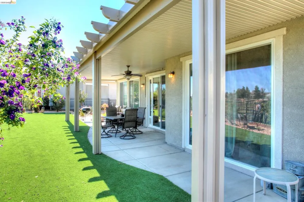 653 Waterwood Dr Rio Vista, CA 94571