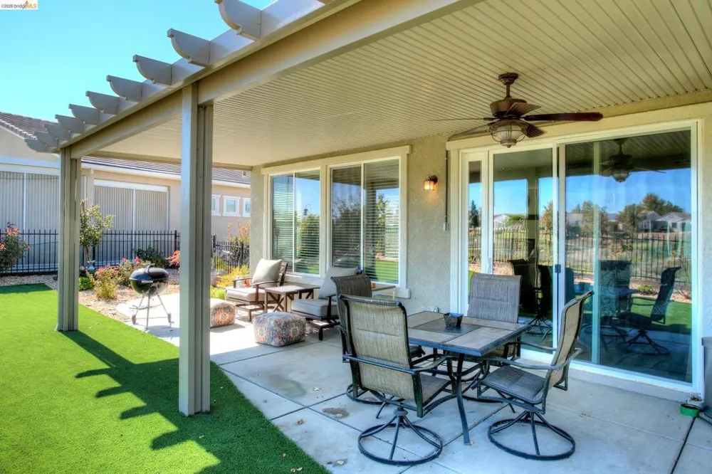 653 Waterwood Dr Rio Vista, CA 94571