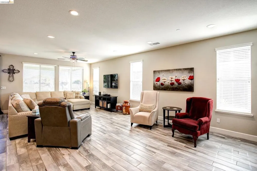 653 Waterwood Dr Rio Vista, CA 94571