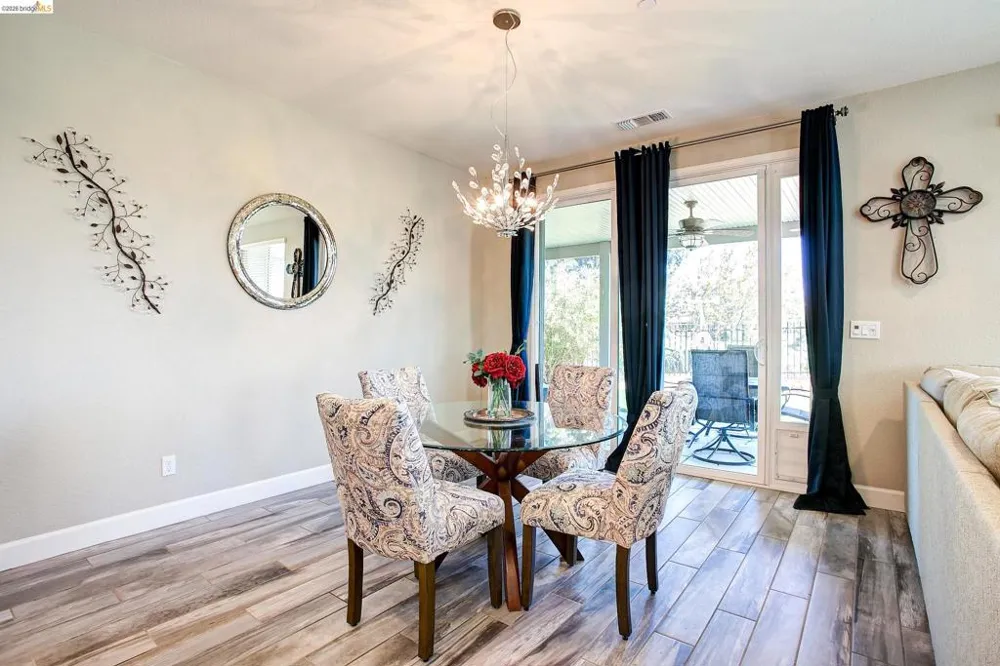 653 Waterwood Dr Rio Vista, CA 94571