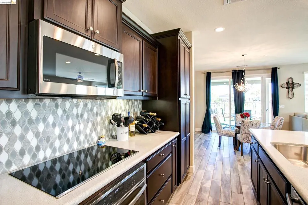 653 Waterwood Dr Rio Vista, CA 94571