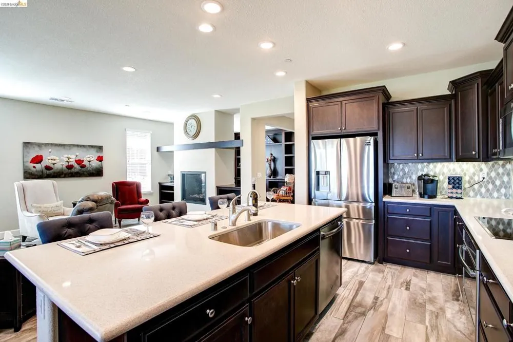 653 Waterwood Dr Rio Vista, CA 94571