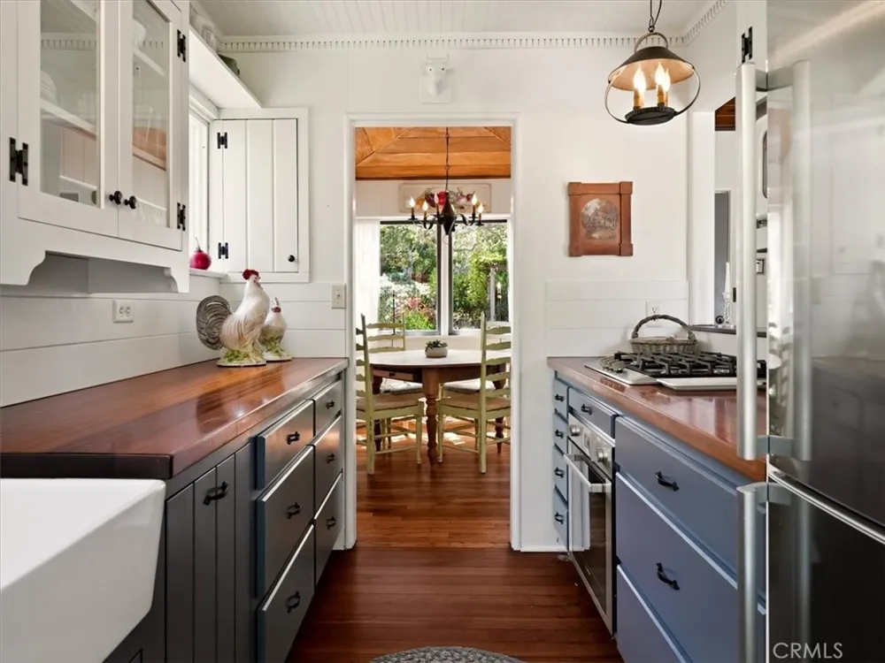 2512 Pineridge Cambria, CA 93428