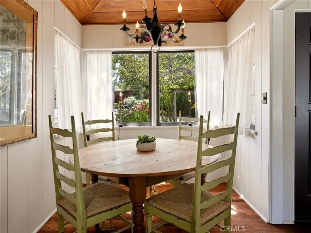 2512 Pineridge Cambria, CA 93428
