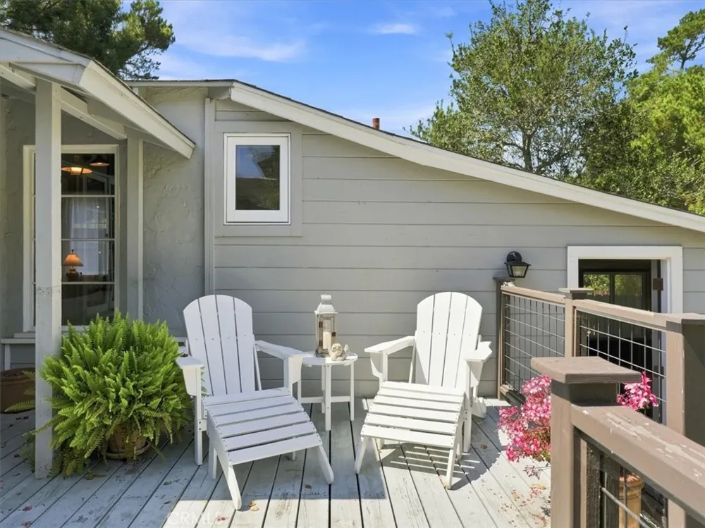 2512 Pineridge Cambria, CA 93428