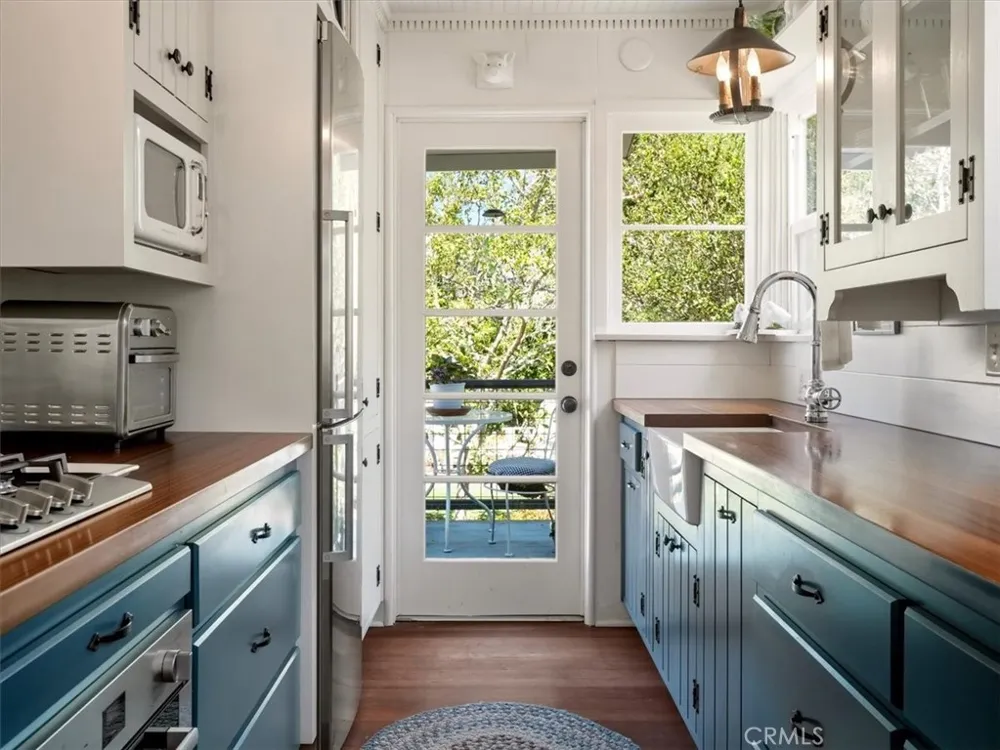 2512 Pineridge Cambria, CA 93428