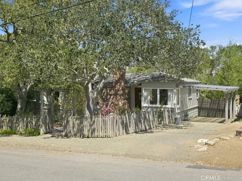 2512 Pineridge Cambria, CA 93428