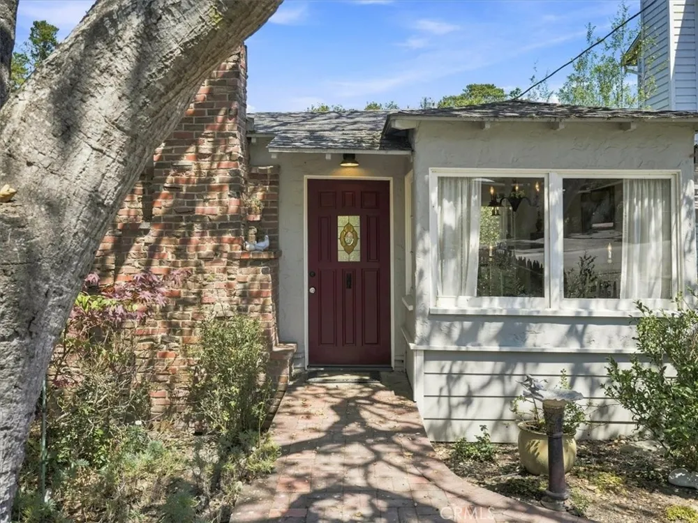 2512 Pineridge Cambria, CA 93428