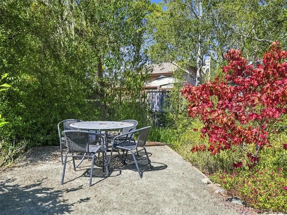 2512 Pineridge Cambria, CA 93428