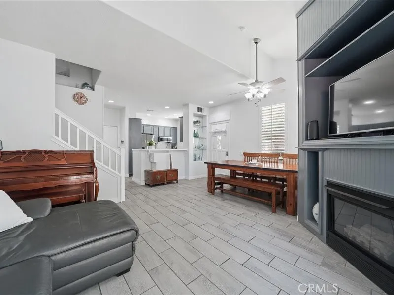 27012 Big Rapids Loop #33 Valencia, CA 91354