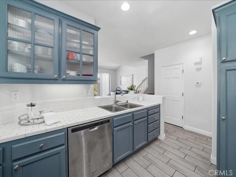 27012 Big Rapids Loop #33 Valencia, CA 91354