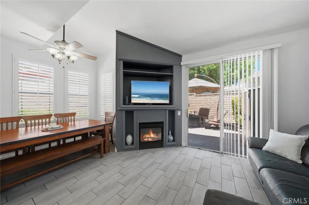 27012 Big Rapids Loop #33 Valencia, CA 91354