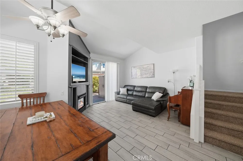 27012 Big Rapids Loop #33 Valencia, CA 91354