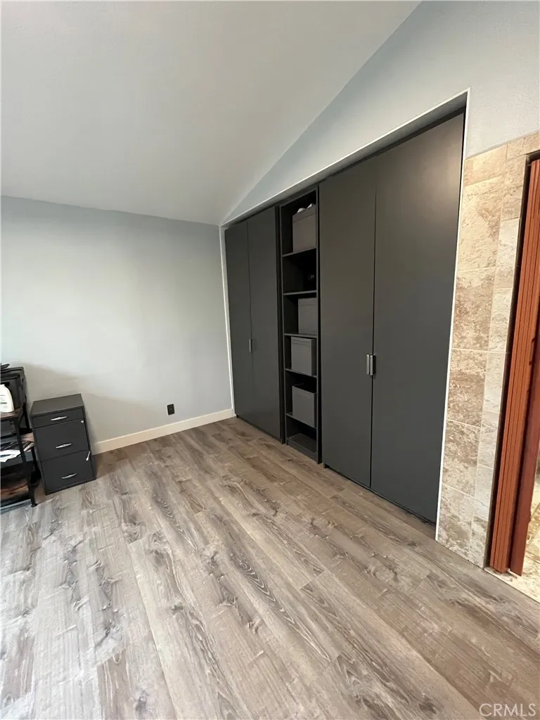 21062 Larchmont Lake Forest, CA 92630