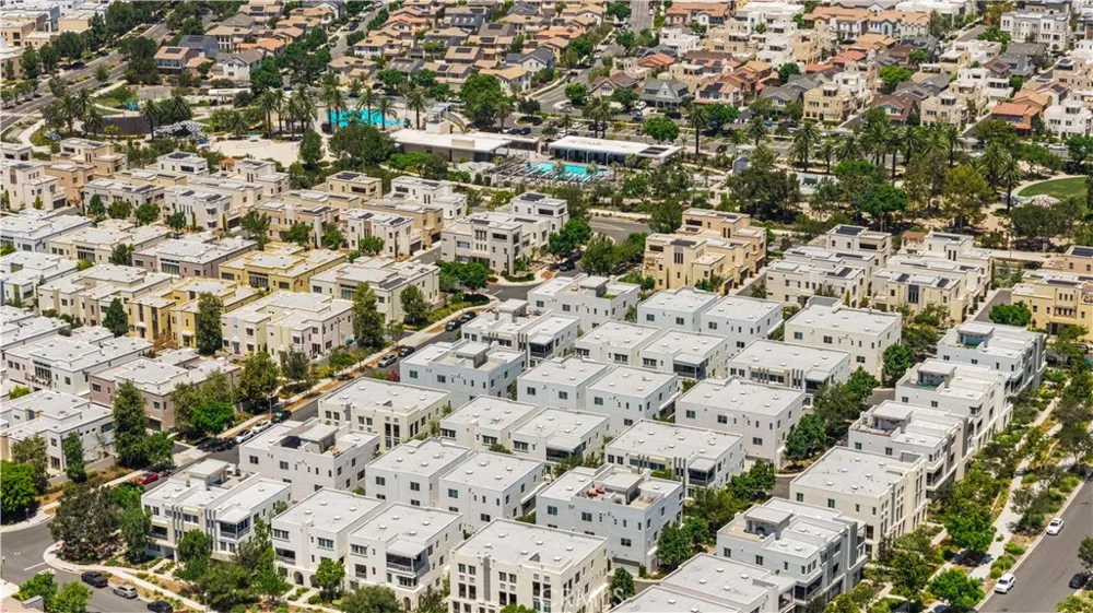 168 Terrapin Irvine, CA 92618