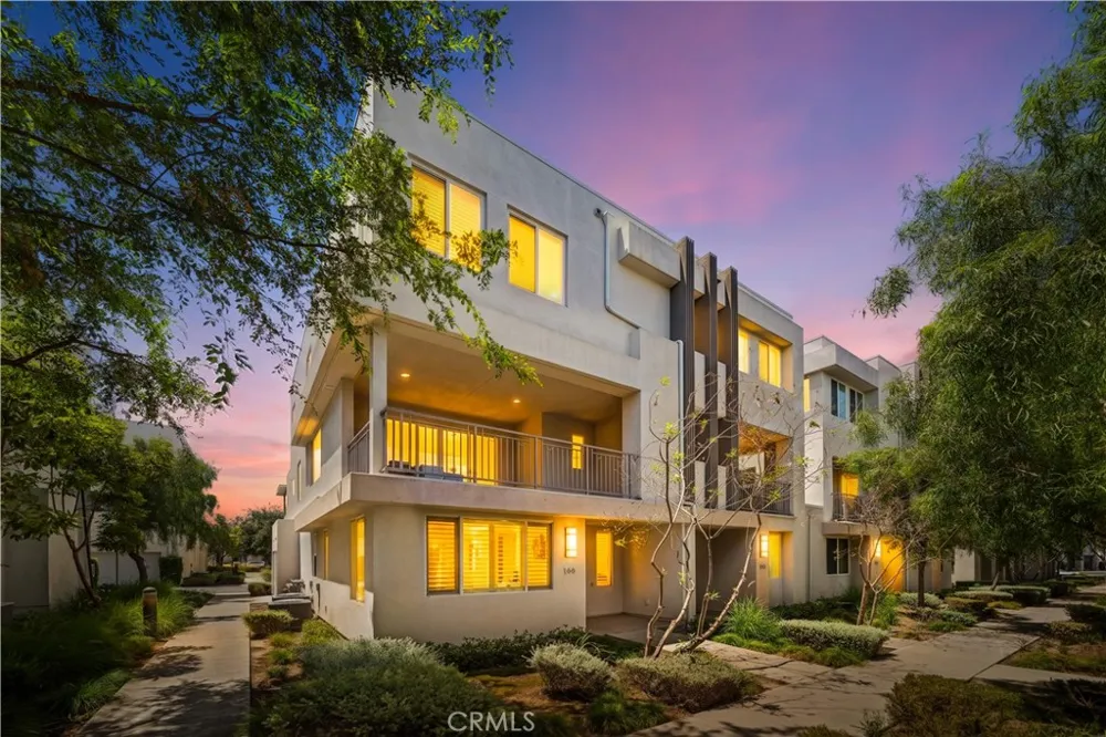 168 Terrapin Irvine, CA 92618