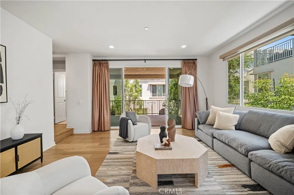 168 Terrapin Irvine, CA 92618
