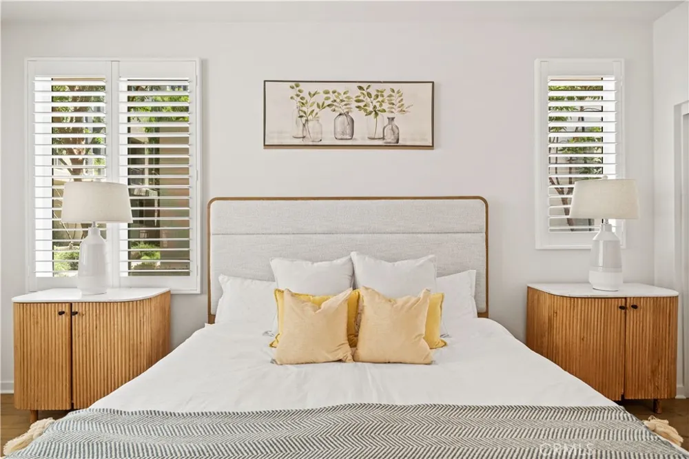 168 Terrapin Irvine, CA 92618