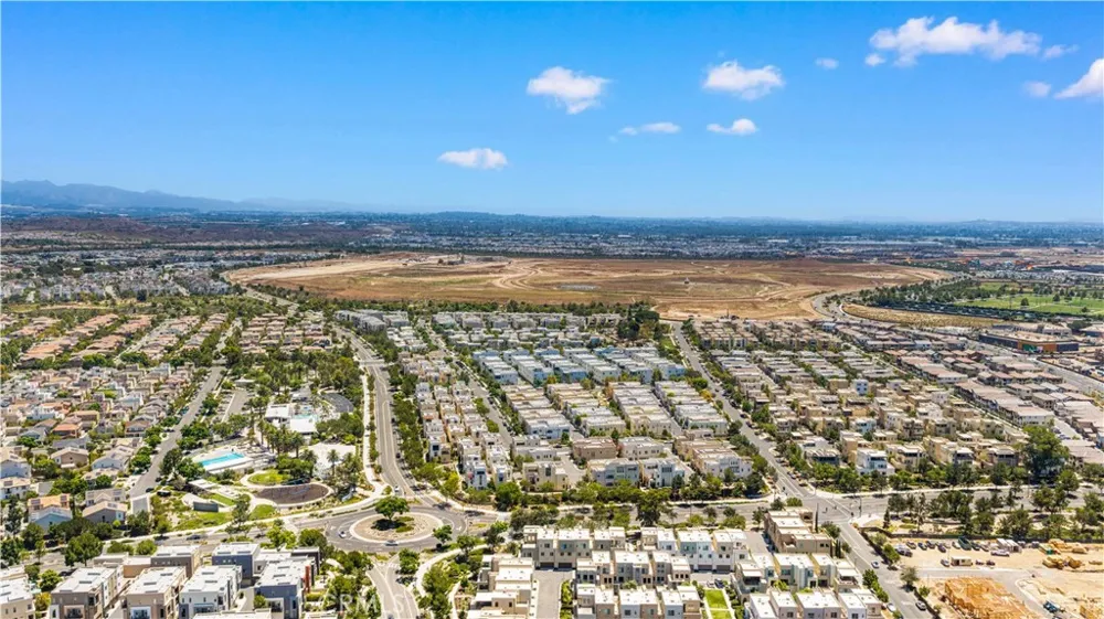 168 Terrapin Irvine, CA 92618