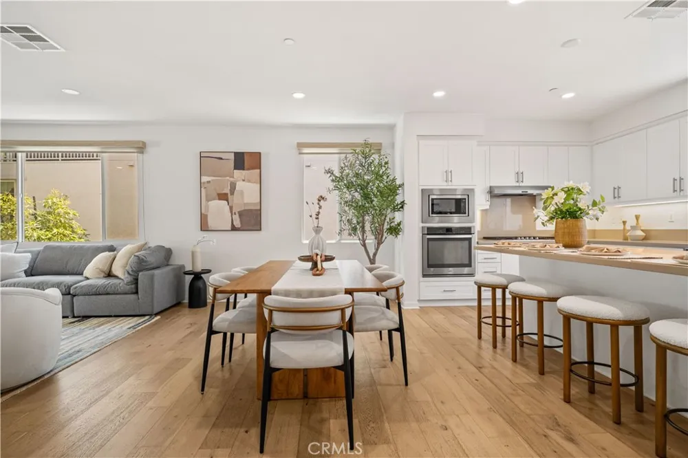168 Terrapin Irvine, CA 92618