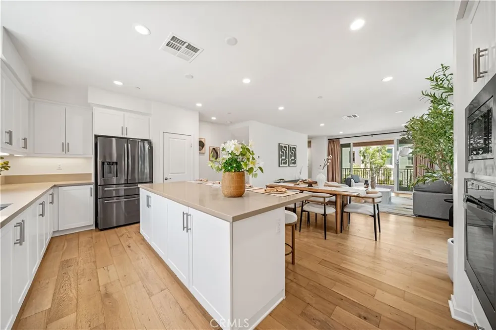 168 Terrapin Irvine, CA 92618